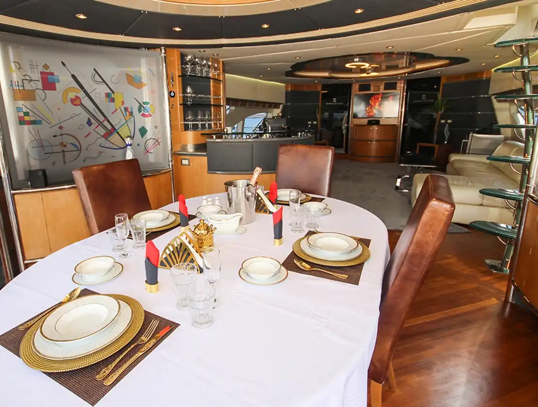 Antalya Yacht Rental 31m Azimut Leonardo 98